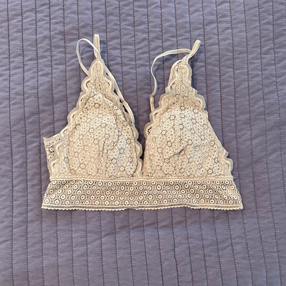 Aerie Lace Bralette in Cream
